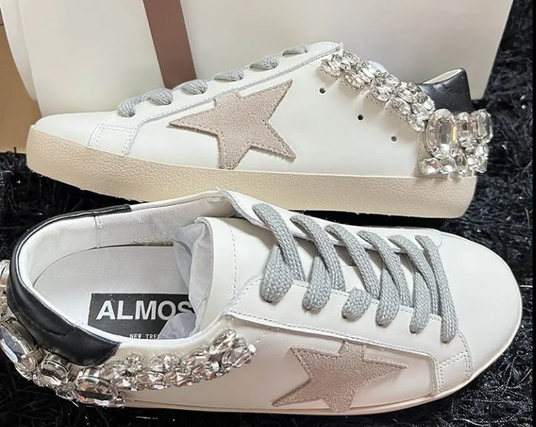 Star Old White Shoes with Diamonds